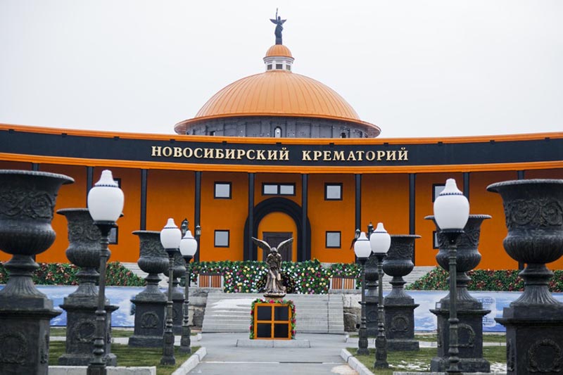 Памятник светофору в новосибирске фото